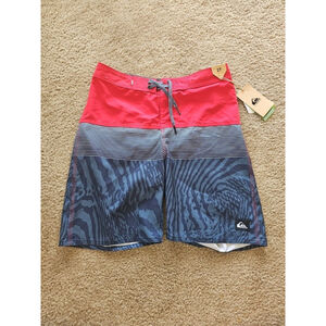 Quiksilver Youth Board Shorts 27 Red Navy Striped